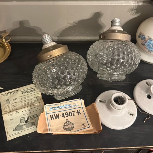 Vintage Hobnail light fixtures - Picture 1 of 7